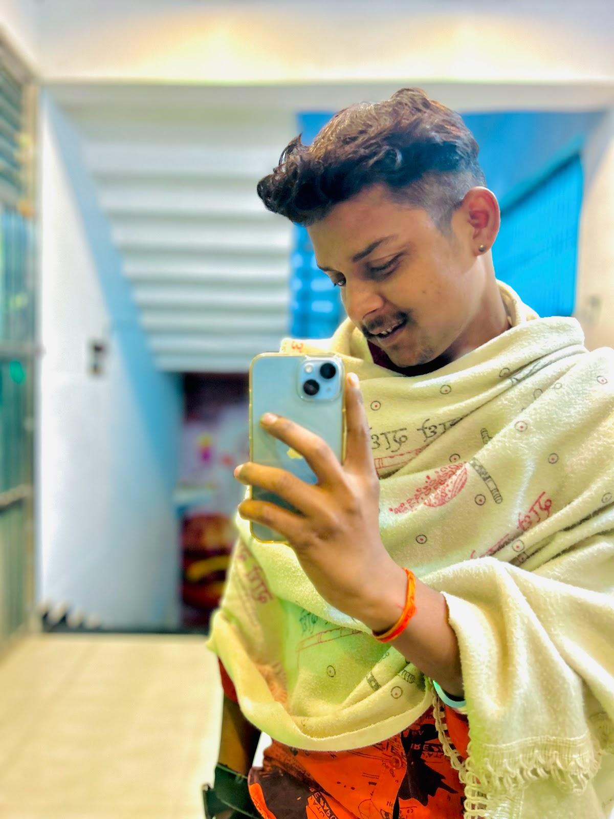 THE UNIQUE FAMILY RESTAURANT