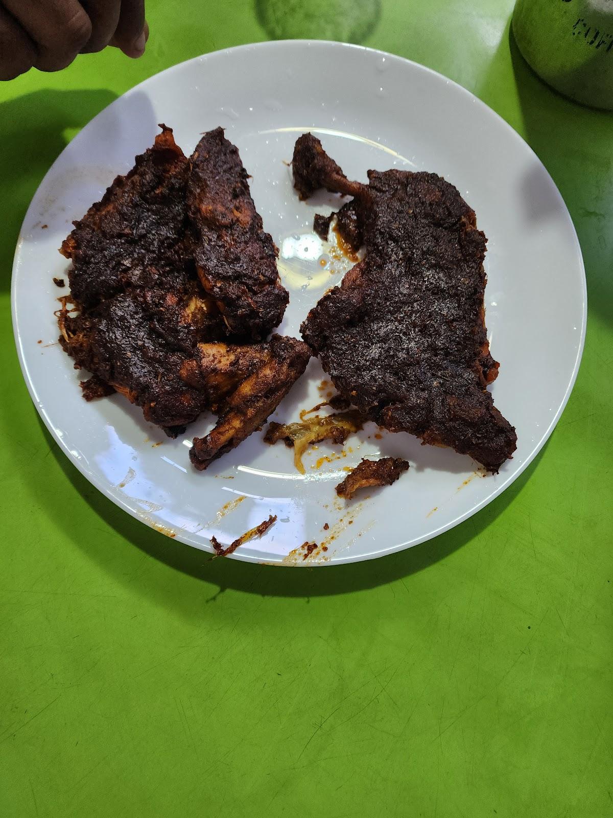 Pazhayangadi Biriyani center - Nadan Mess House