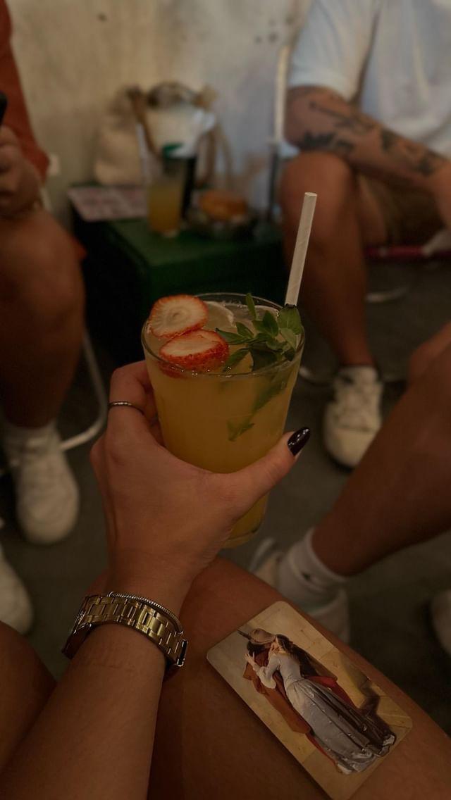 Embrazza Casa Criativa e Bar