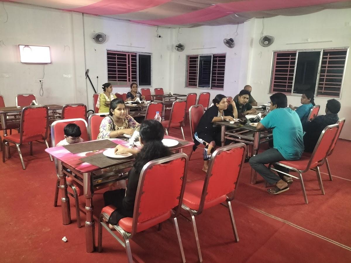 Tapoban Family Restaurant