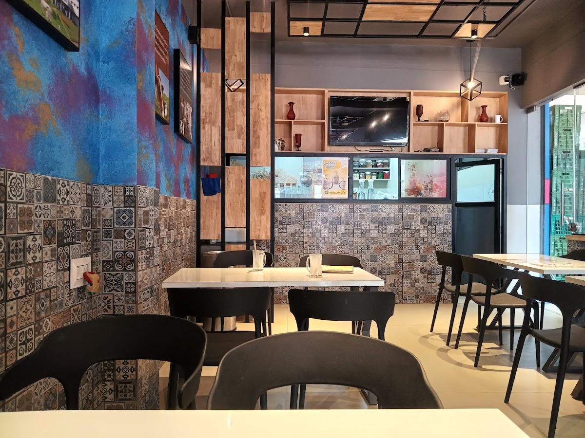 NANDINI CAFE MOO, SPS PLAZA EDAPPAL