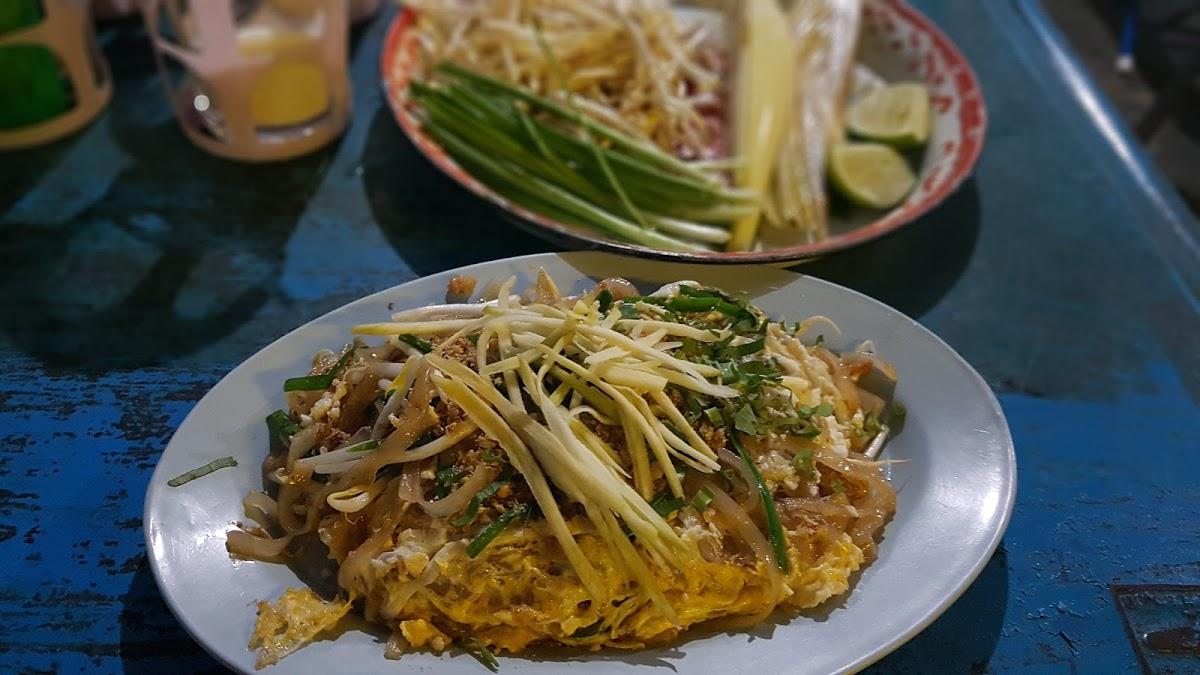 ผัดไทป้าลอ