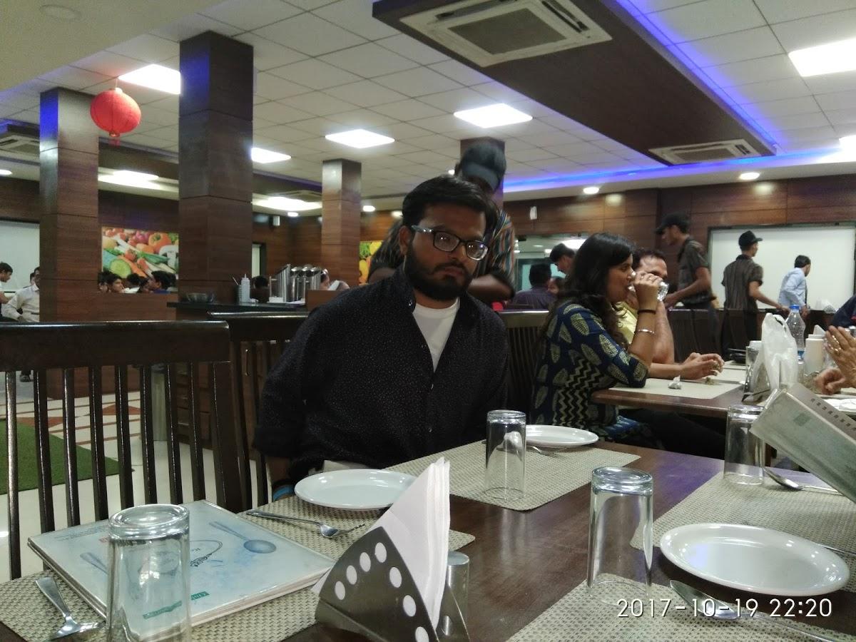 Sugar N Spice Restaurant