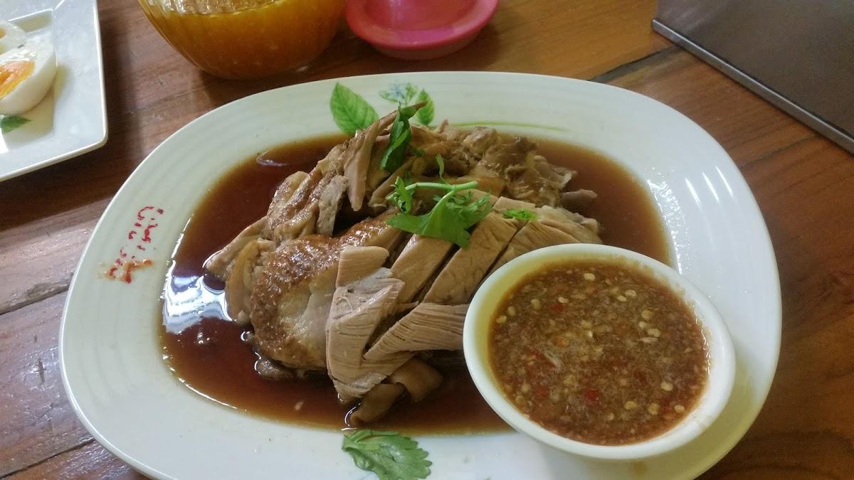 ร้านนานาข้าวขาหมู