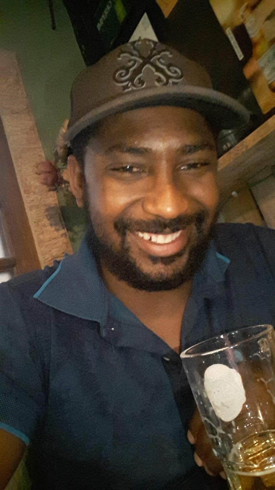 Garagem do Pastel&Gril