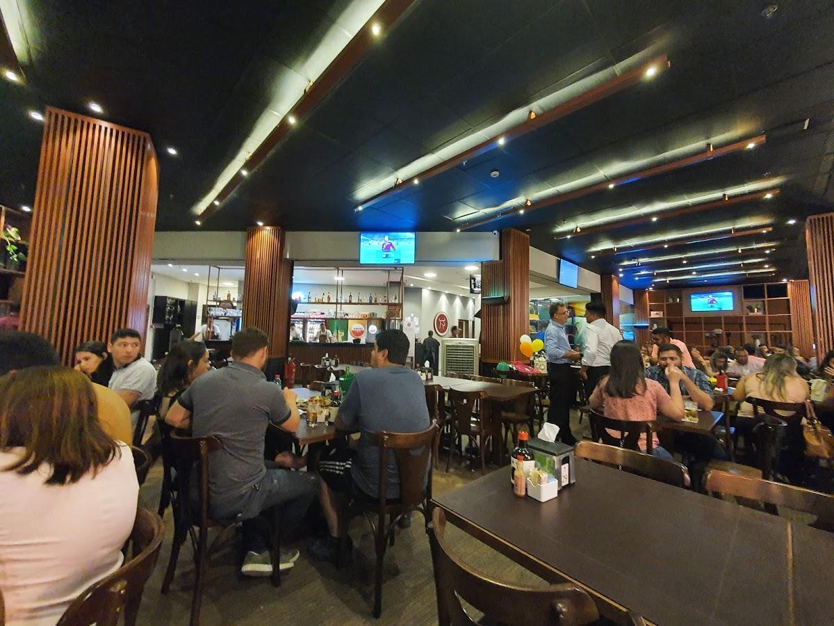 Caseratto - Passeio das Águas Shopping