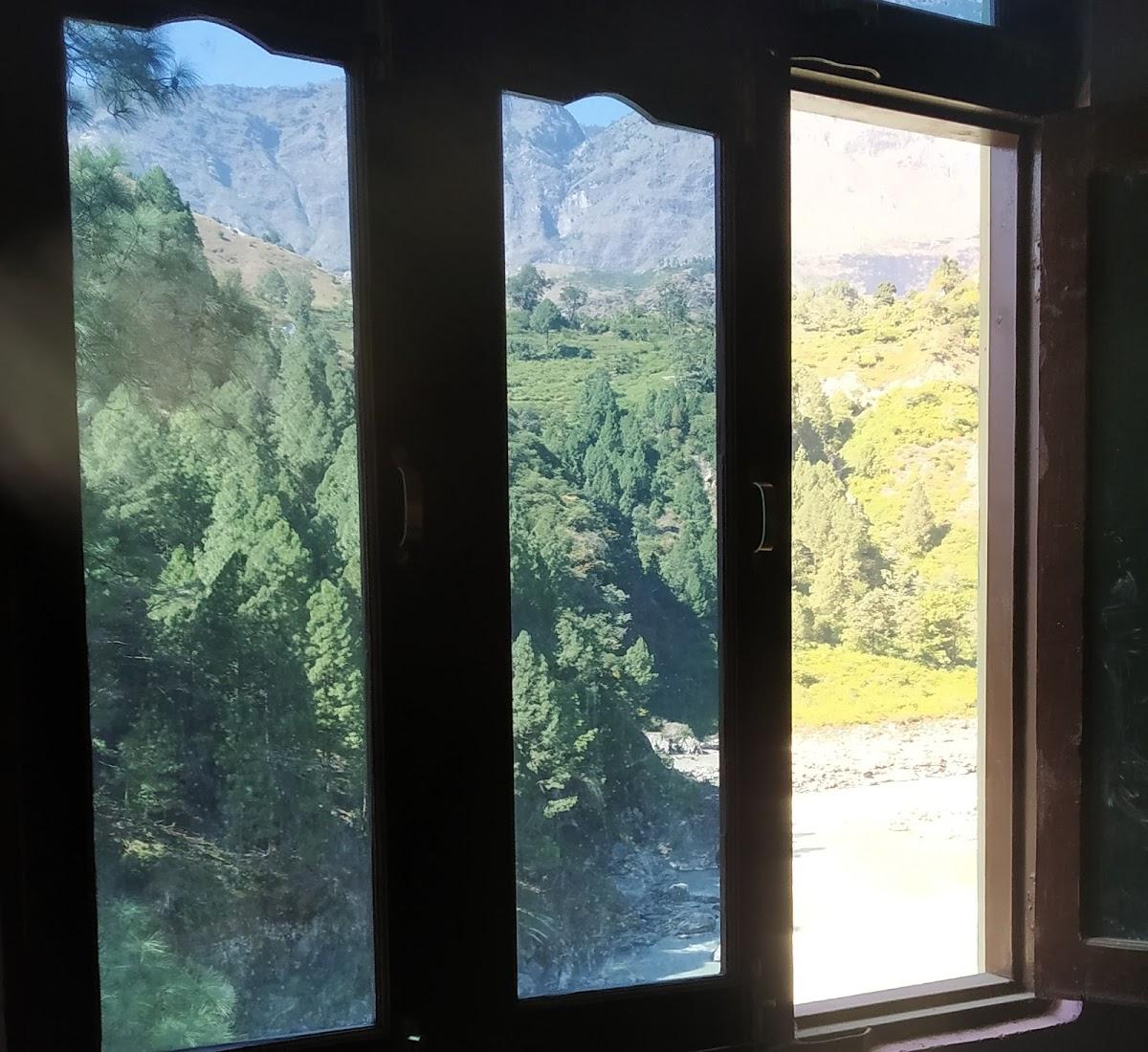 Resting valley hotel & restaurant