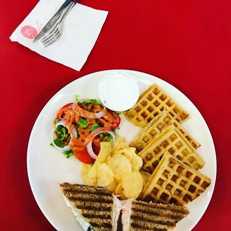 Cafe Peter - Dhole Patil Road