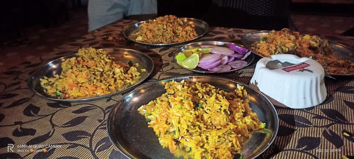 Hotel PADMiNi Garden Restaurant & Bar