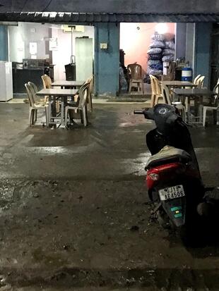 Mini Rose Garden Restaurant