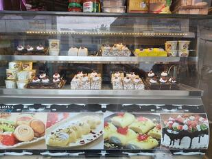 Jay Bhole Sweet & Refreshments