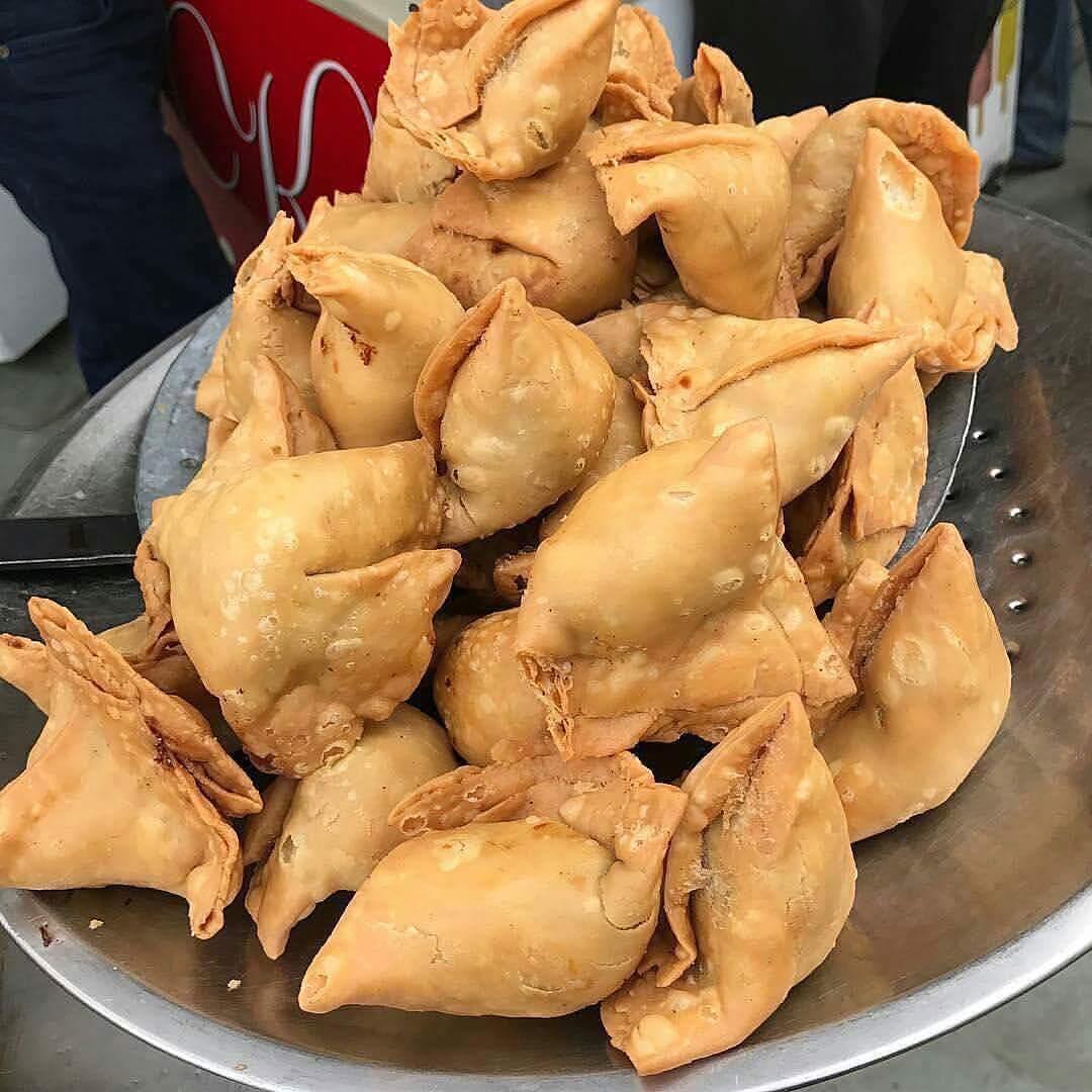 Lekhraj Tilhar Famous Samosa