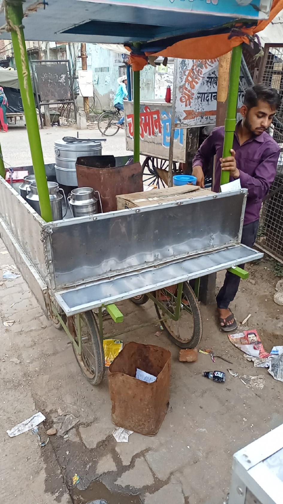 Govinda Chaumien Stall Sadabad