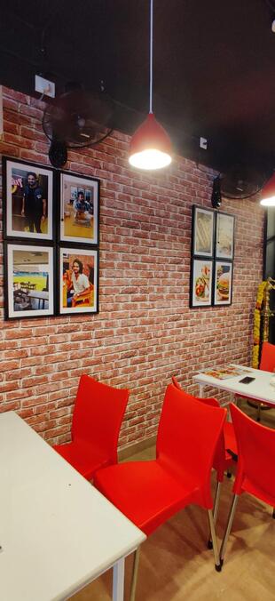 FRANKZTREAT RESTAURANT PARIPPALLY