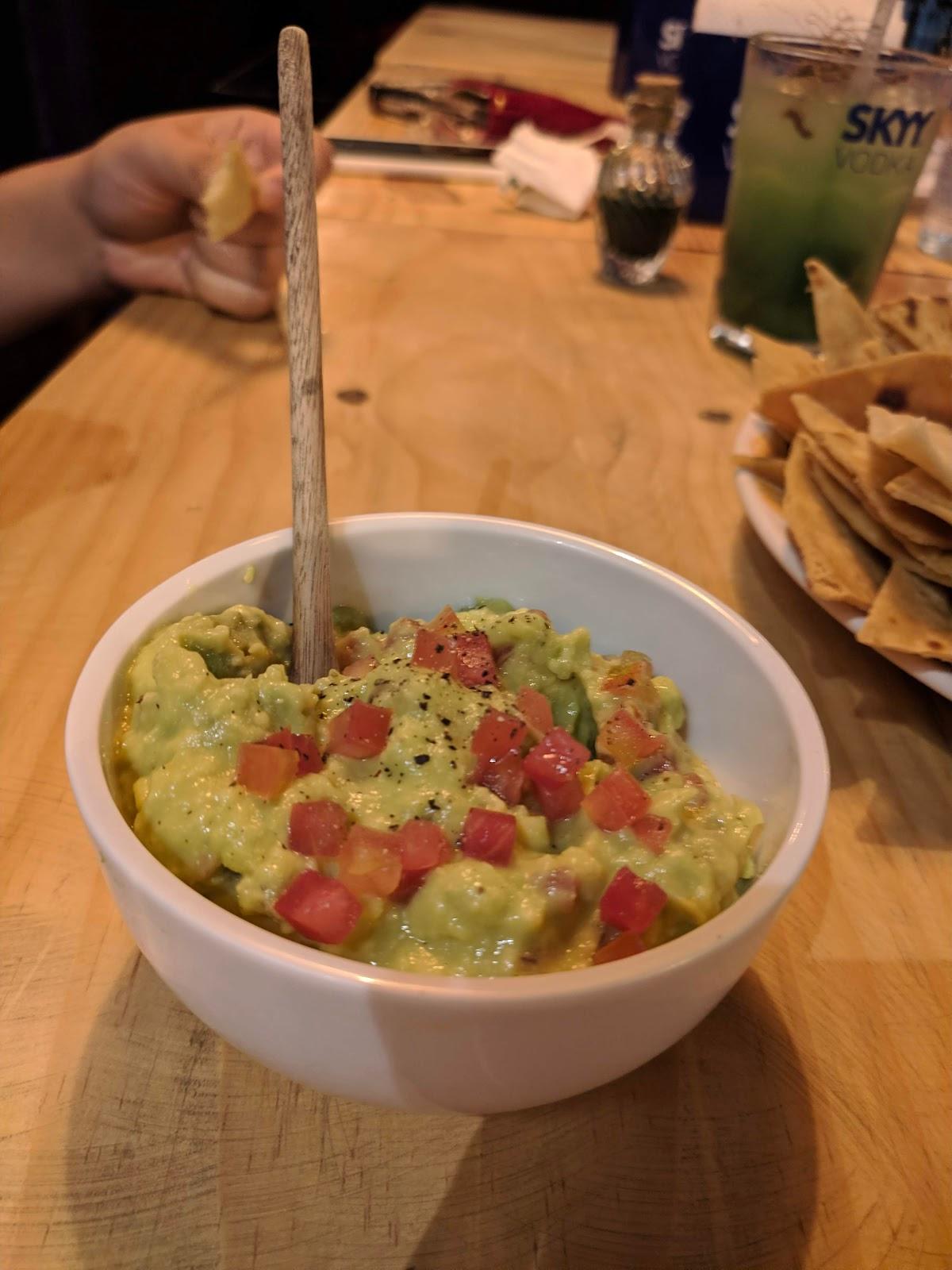 Calivegas Taquería - Bar - Games