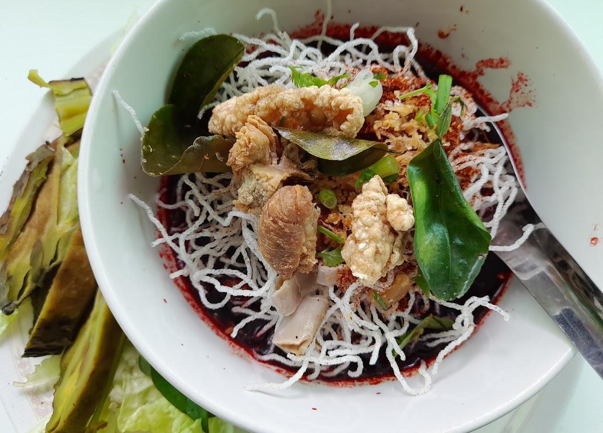 ร้านลาบป้าแก้วข้างวัด