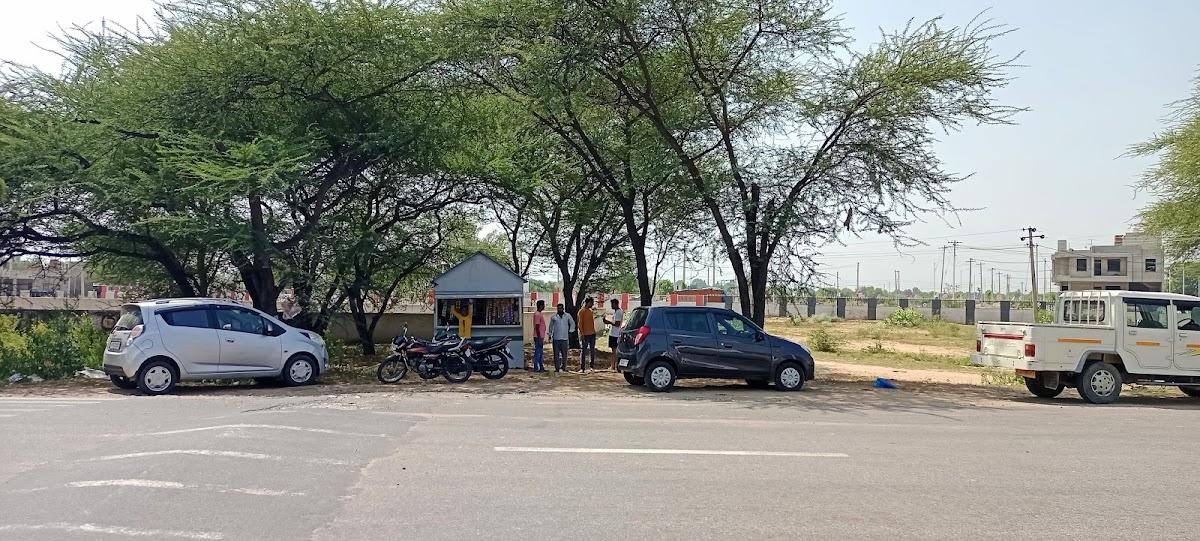 ईश्वर जी चाय की थड़ी