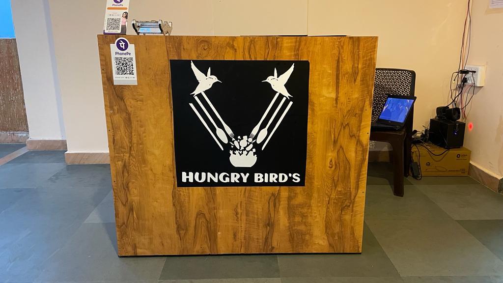 Hungry birds cafe & restaurant
