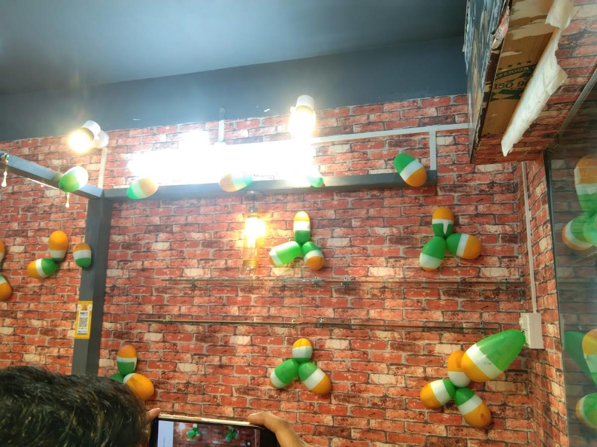 Food Court India Varanasi & Kesh Kaichi