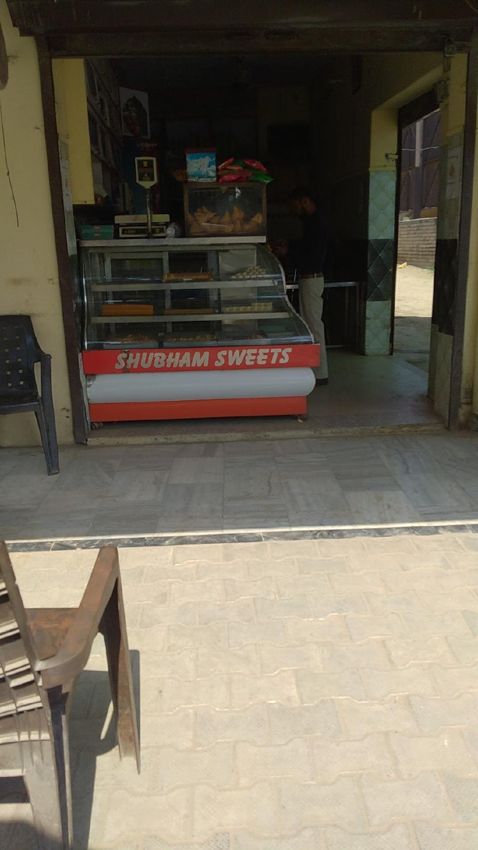 Shubam sweets and catters Restaurant