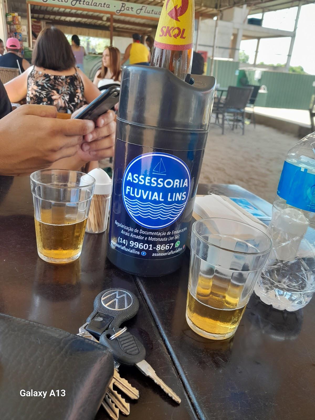 Porto Atalanta bar flutuante