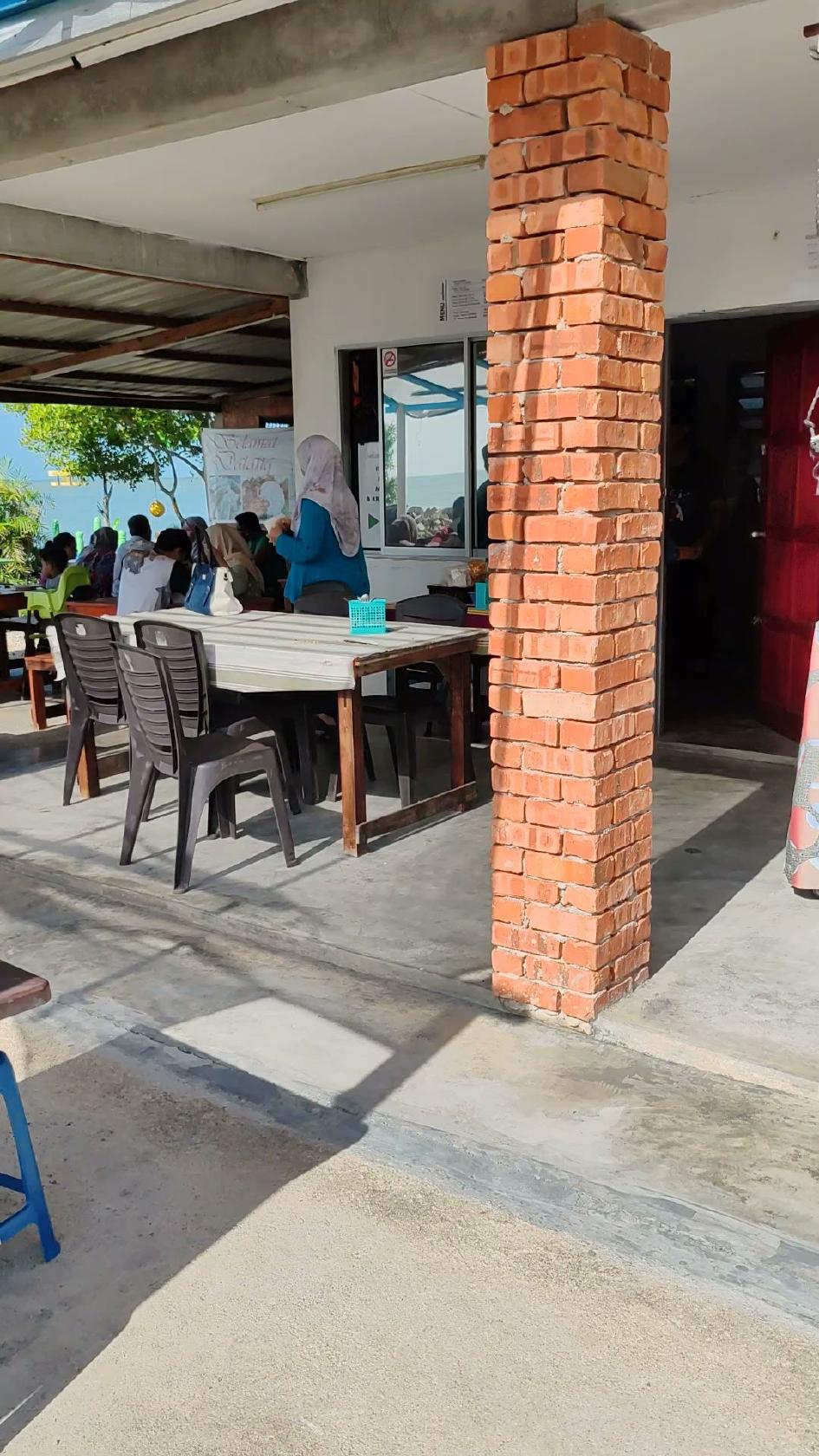 LEKOK`H PANTAI SIRING