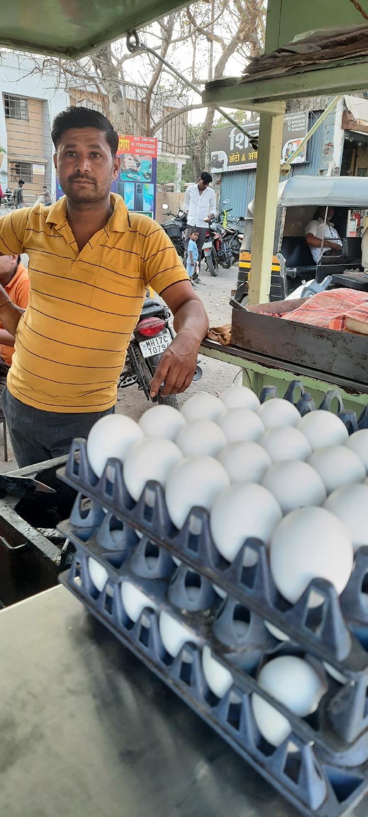 संतोष आम्लेट पाव सेंटर