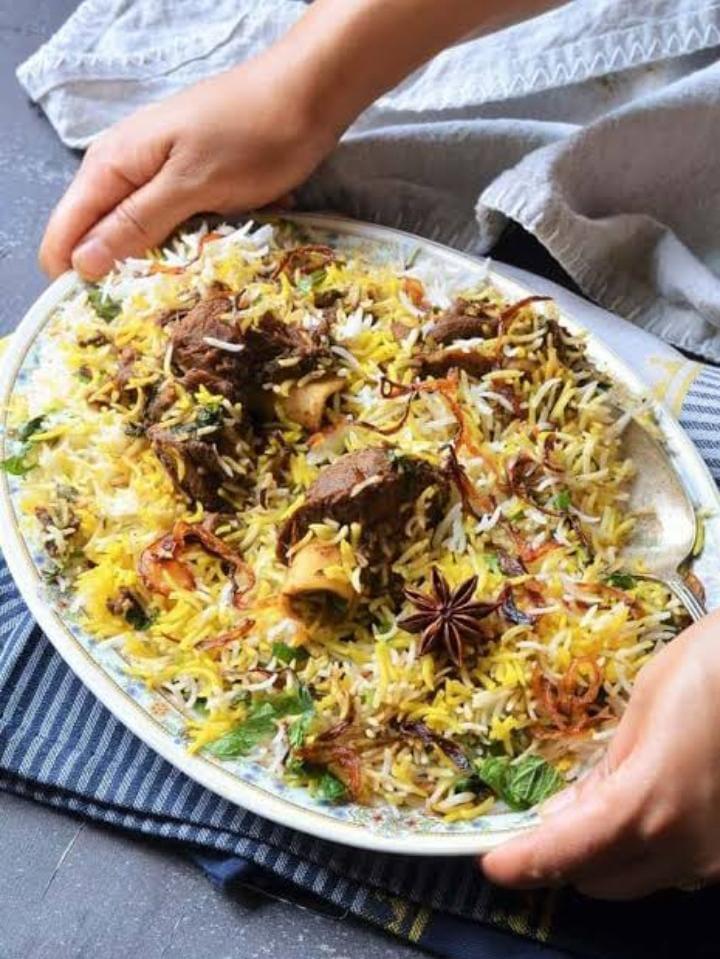 VR Grand Family Restaurant & Mini Function Hall