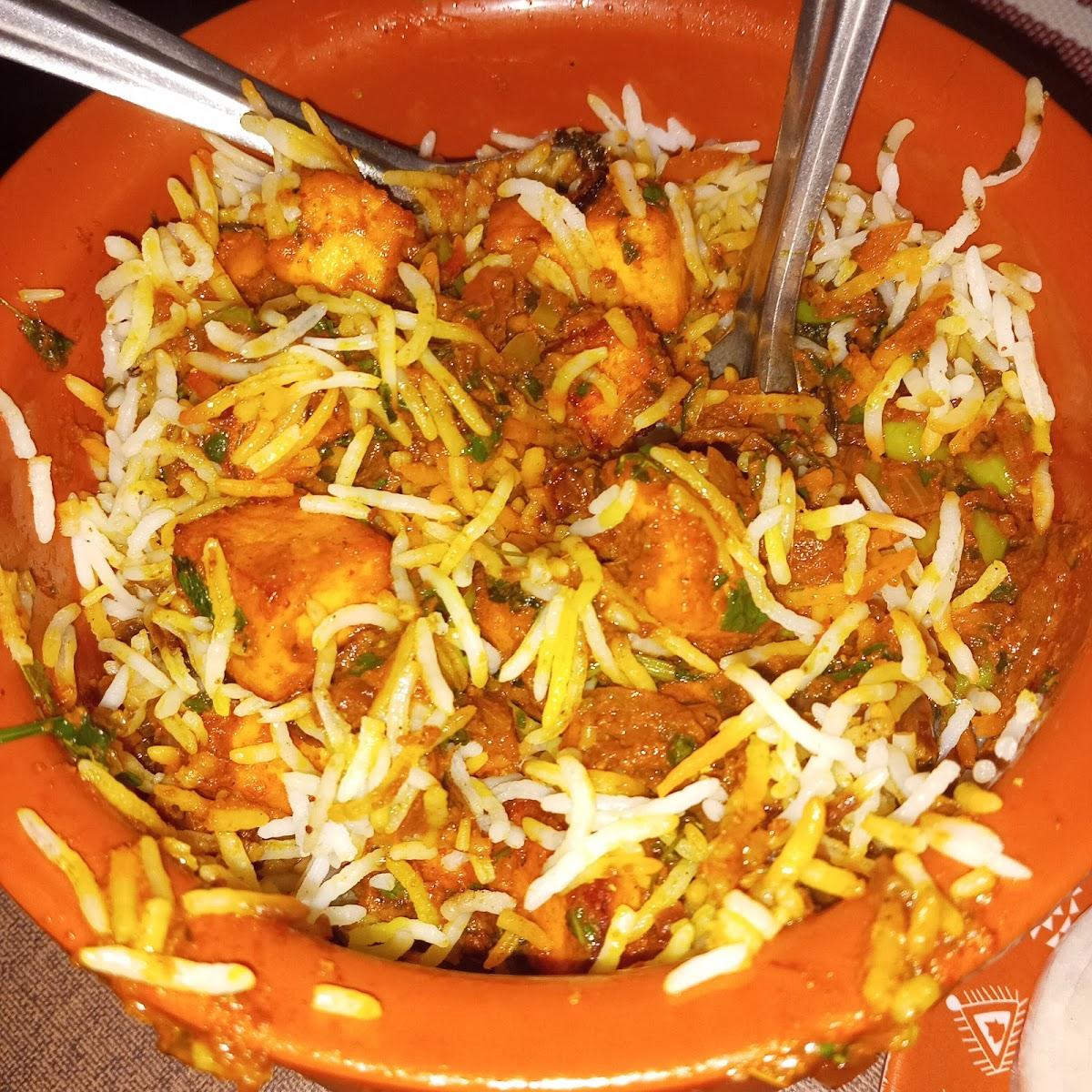 TRINETHRA FAMILY RESTAURANT