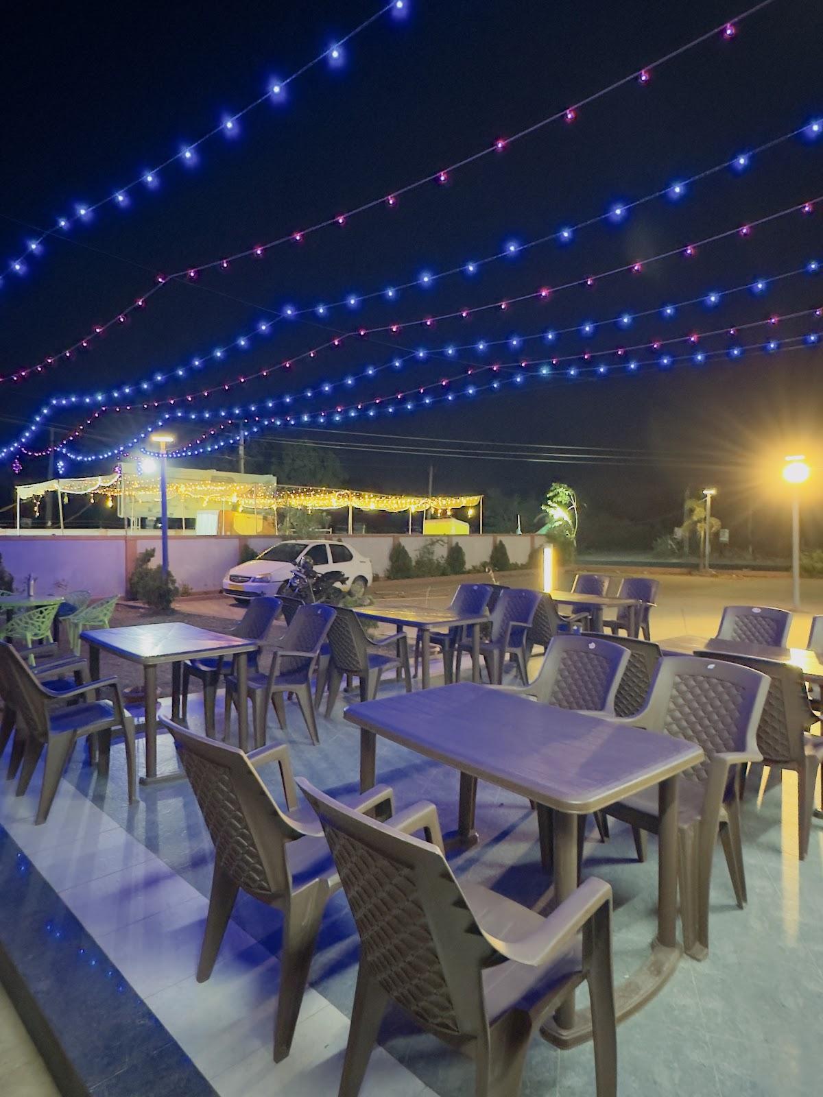 The Diamond Café & Bakery