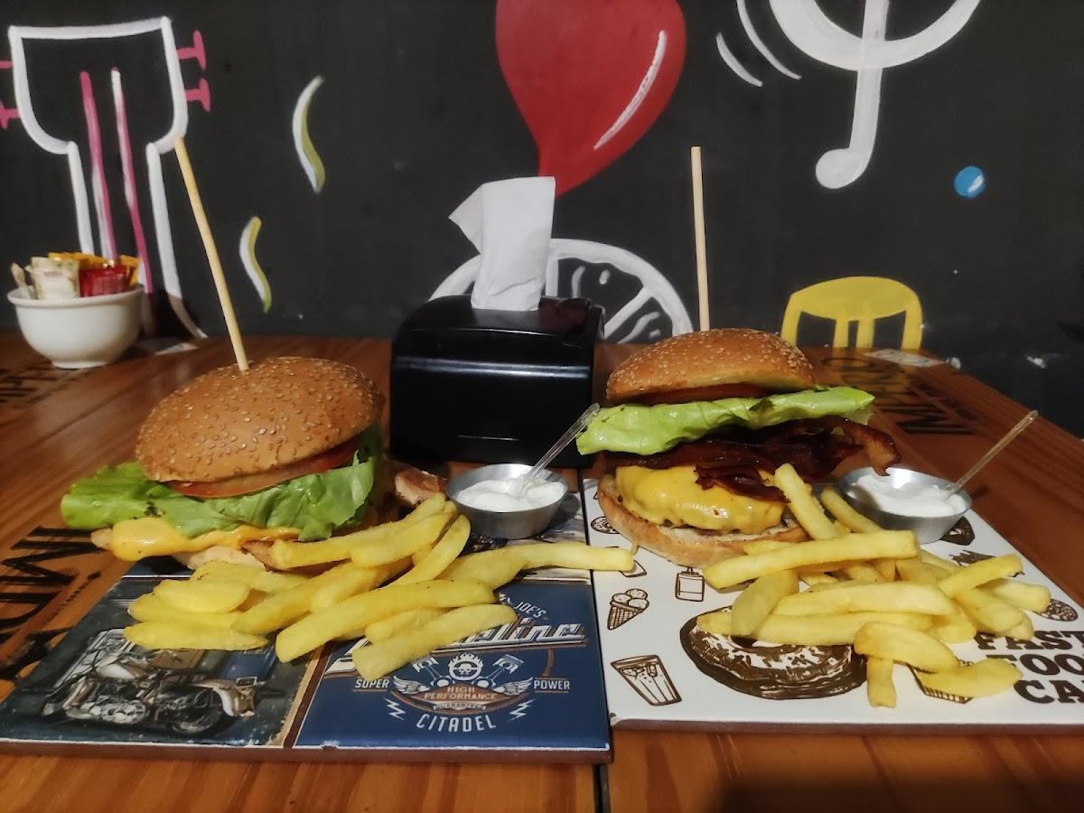 Resenha's Hamburgueria e Pizzaria