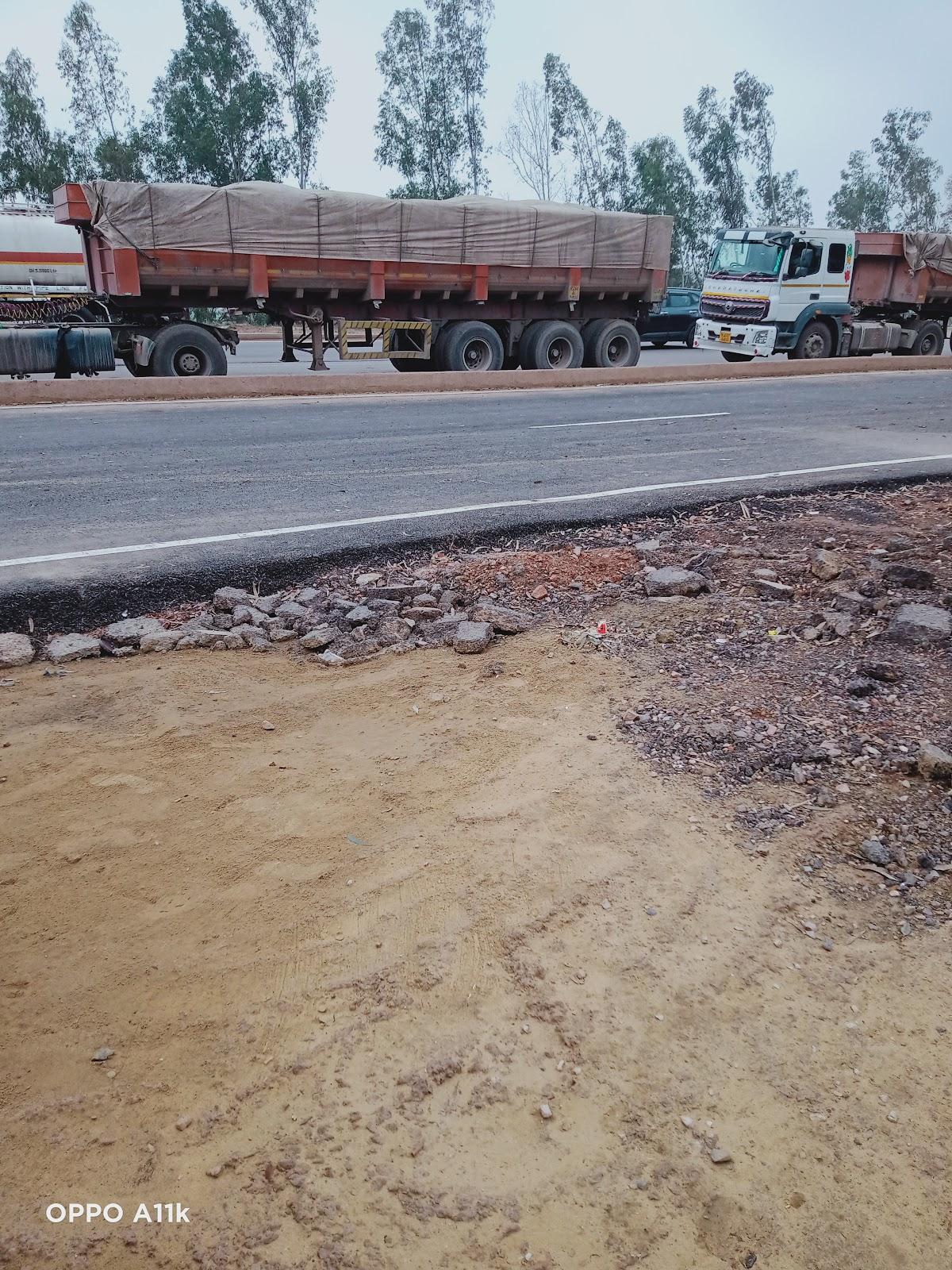 Chai Chuski Point & Food Corner