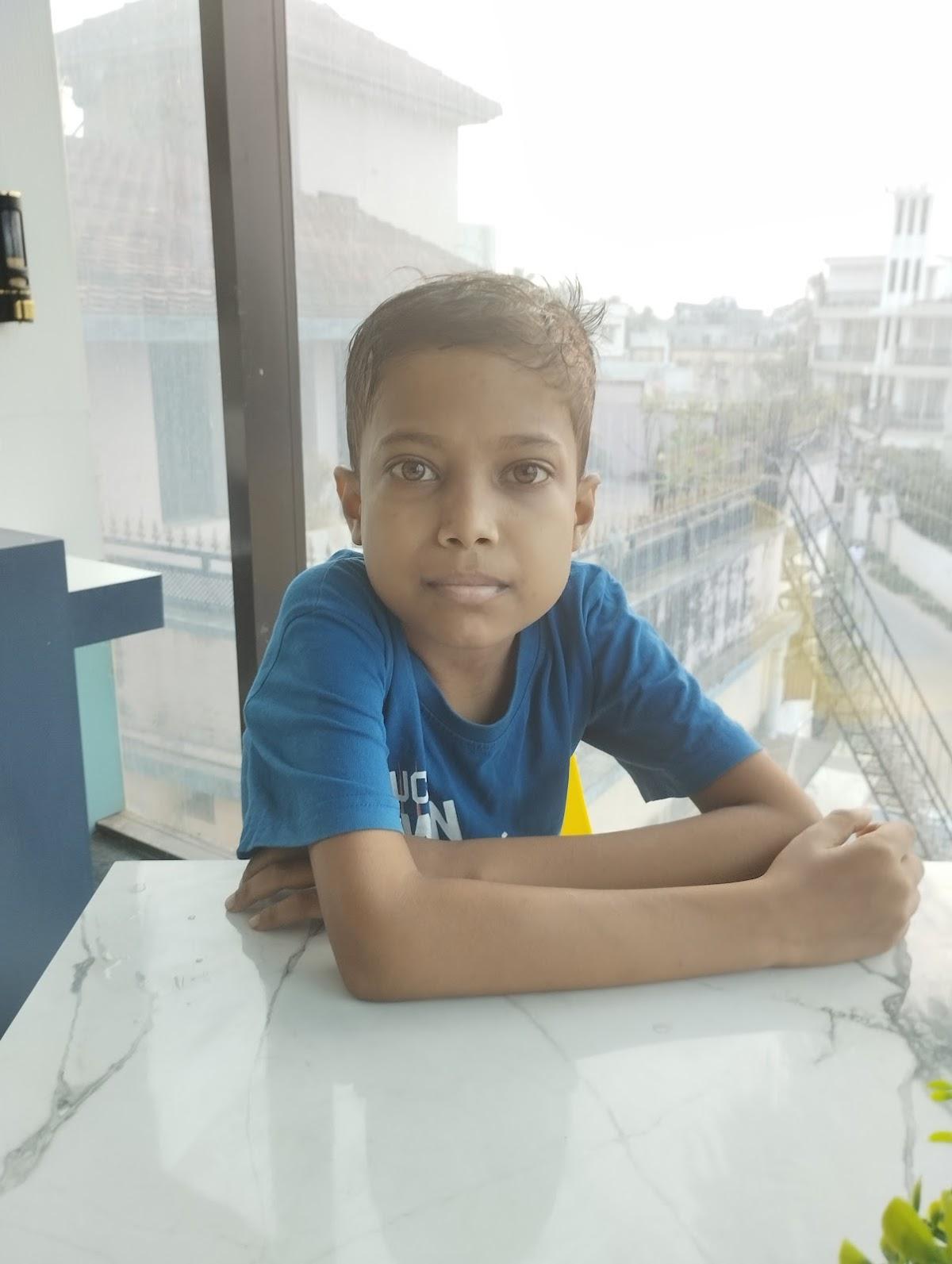 Funchick fried chicken (FFC)