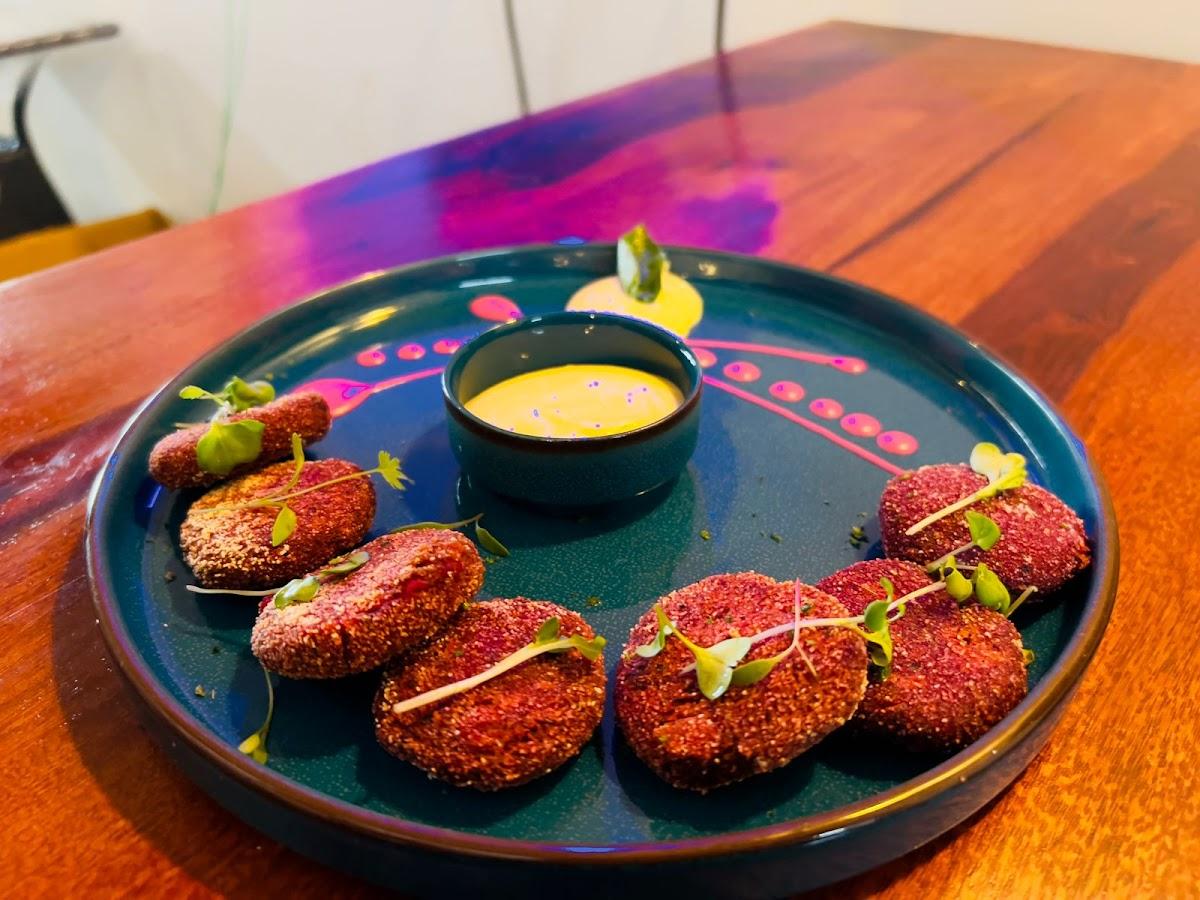 Take 5 Bar & Restaurant Goa