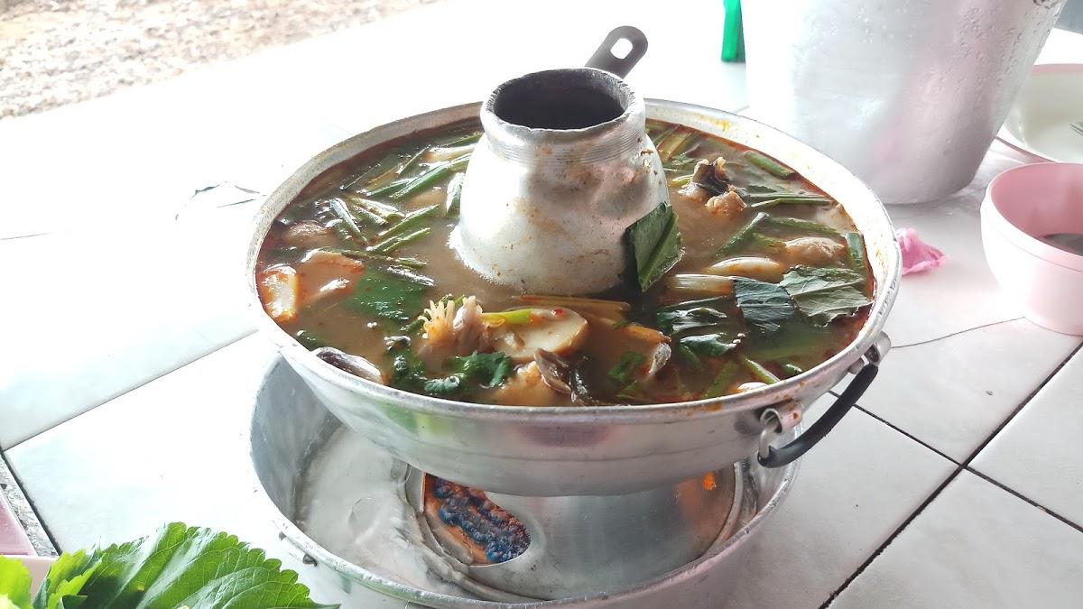Sirichai Roast Pork, Kaeng Ka Bao