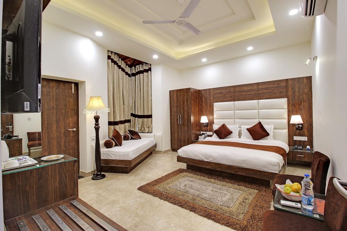 Wood Castle Spa & Resort