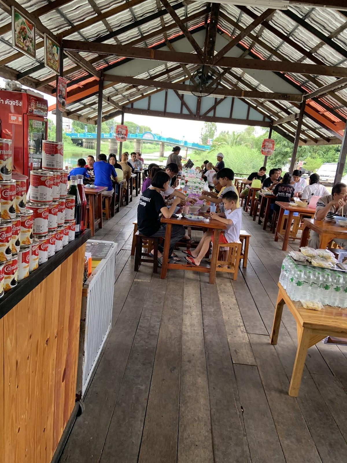 ก๋วยเตี๋ยวเรือต้นฉบับ คลอง9 ธัญบุรี จังหวัดปทุมธานี