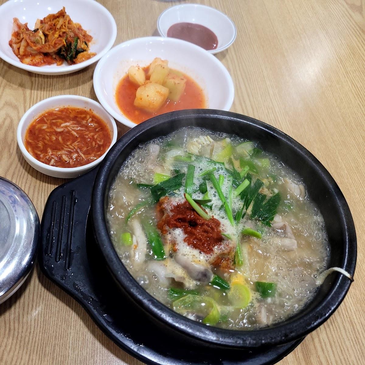 유명순대국