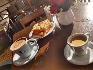 Monteiro Mariano Cafeteria