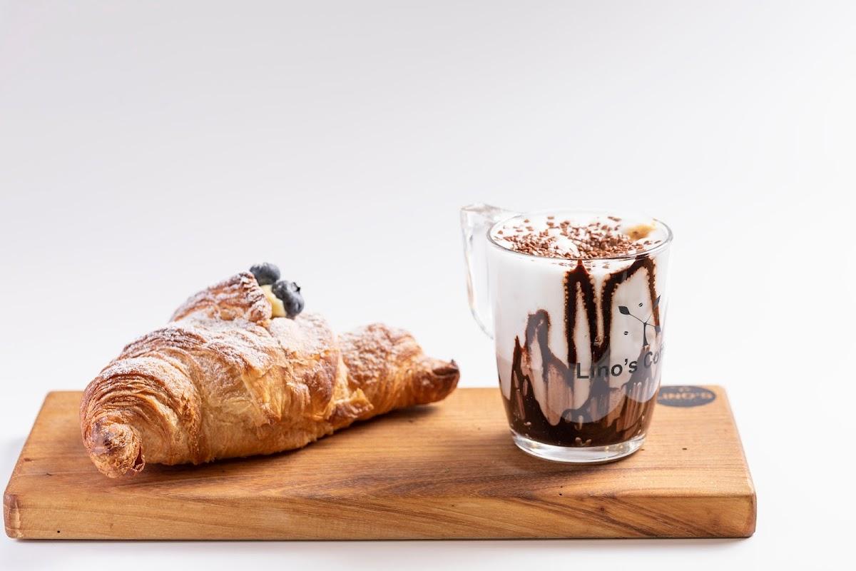 Lino's Coffee Novate