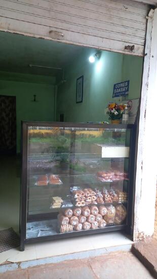 Gomes Bakery