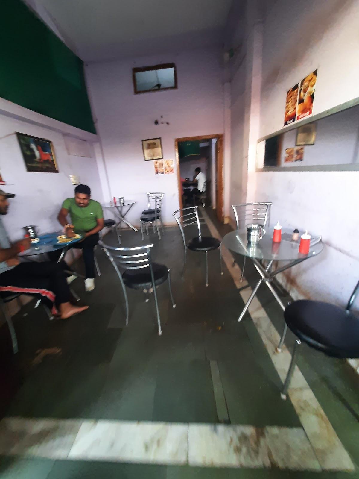 New Ganesh Family Restaurant and lodge