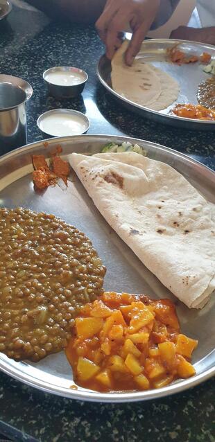 Shri Siddharoodh Lingayath Khanavali