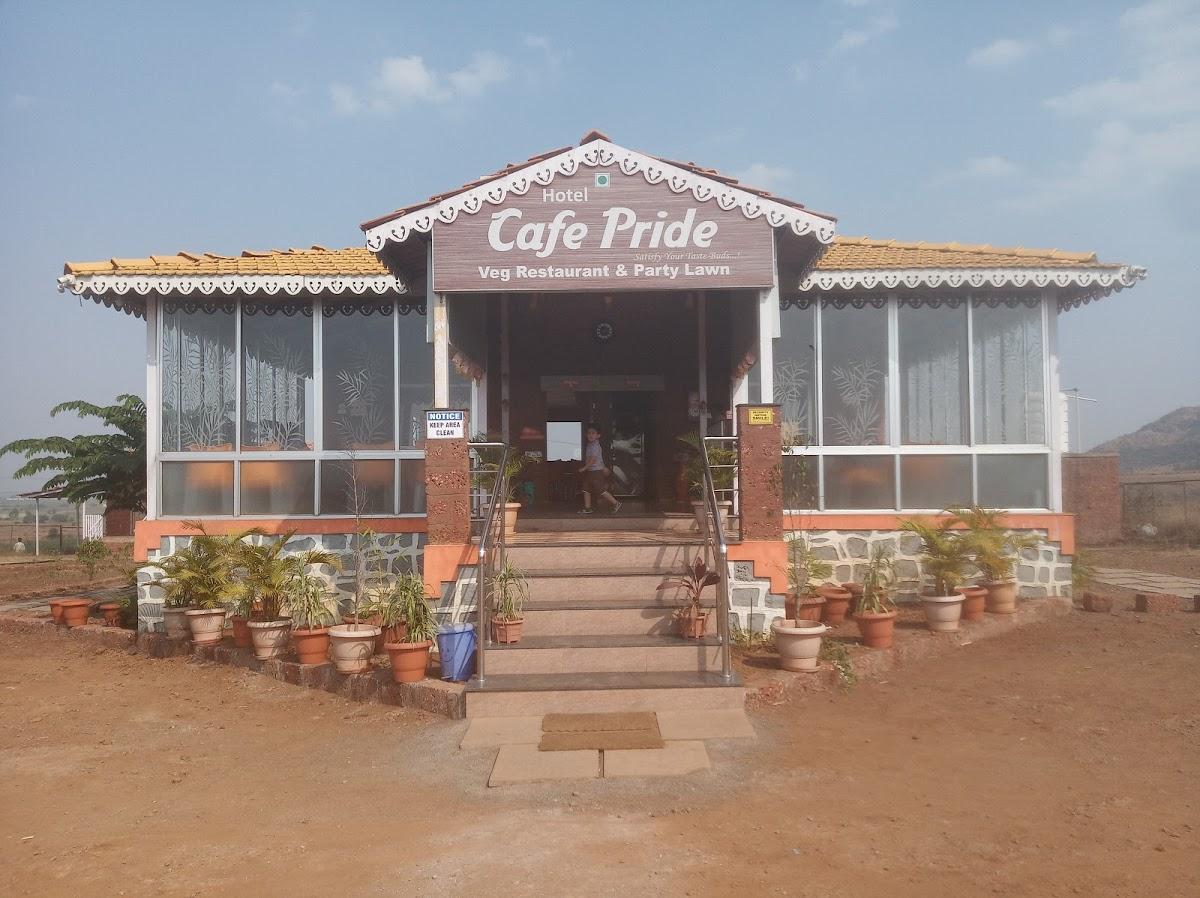 Hotel Cafe Pride Restaurant