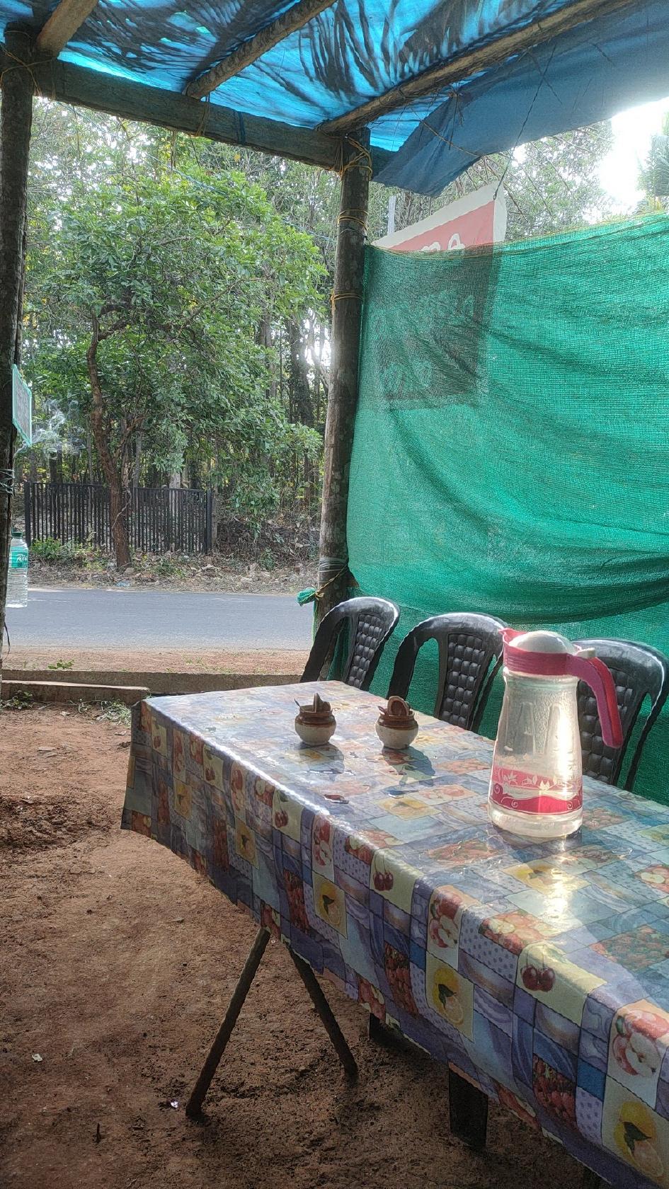 Vazhiyoram kanji kada