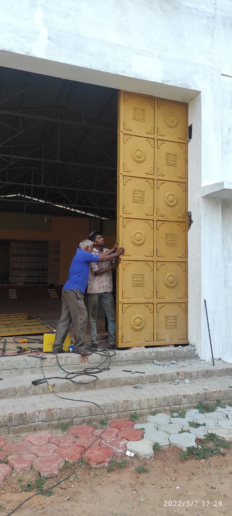 Hotel Balambigai-High Class Veg & Non Veg