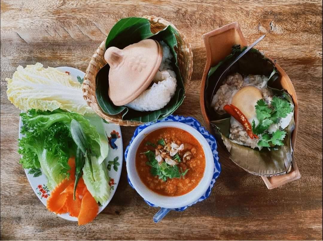 ห้องกินข้าว by กิน กะ ข้าว นครนายก