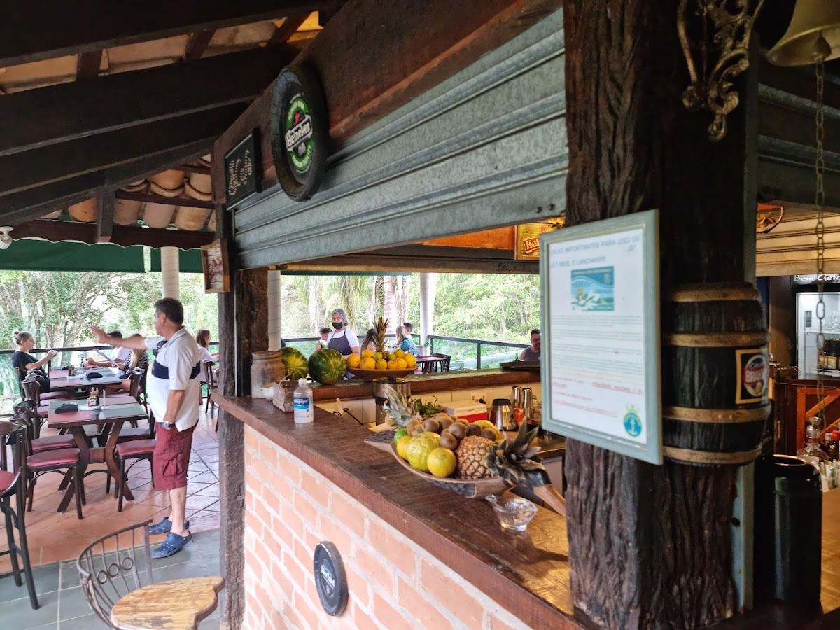 Marina e Pousada Vila Requinte