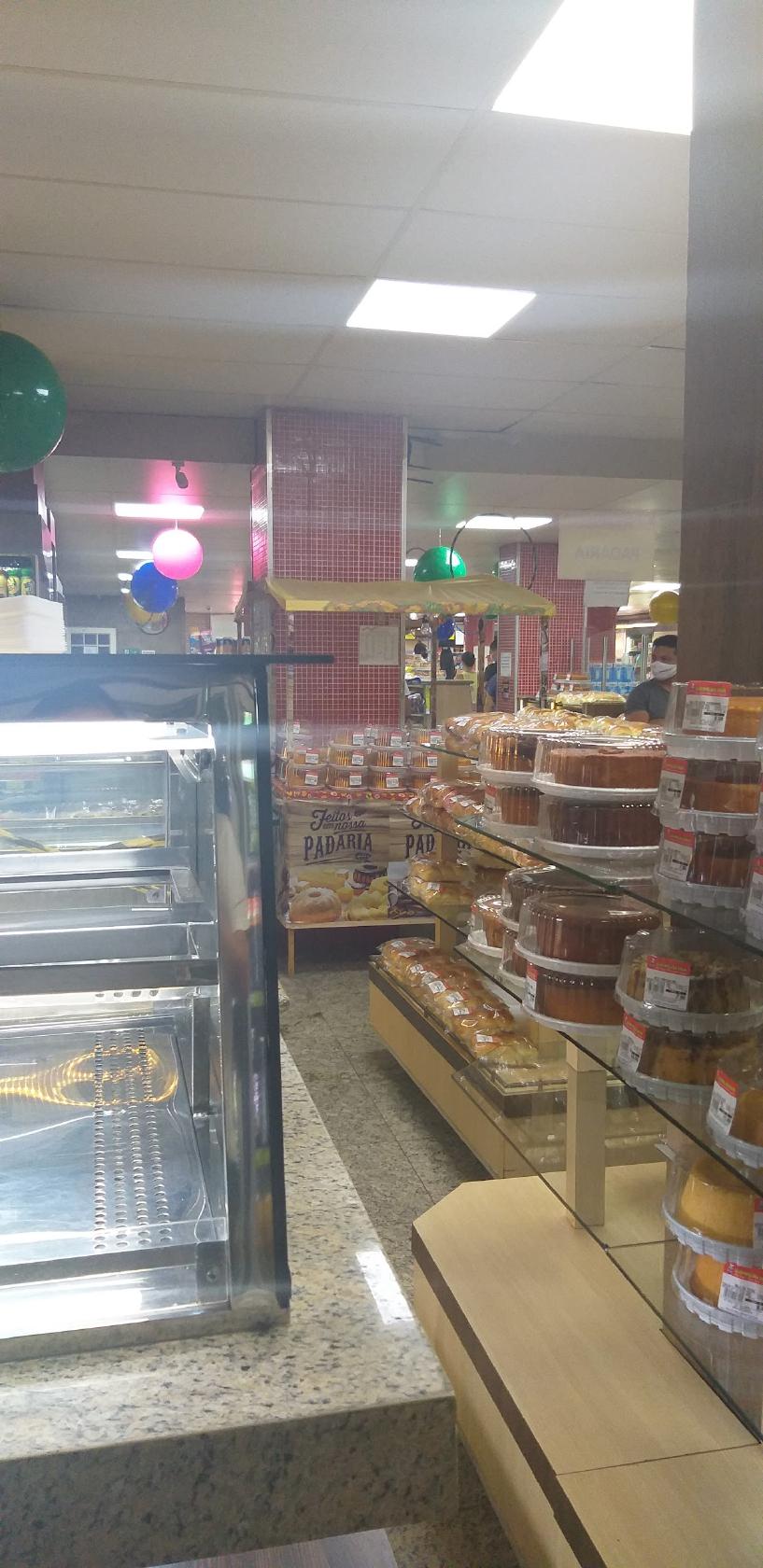 Gonçalina Pães e Conveniências