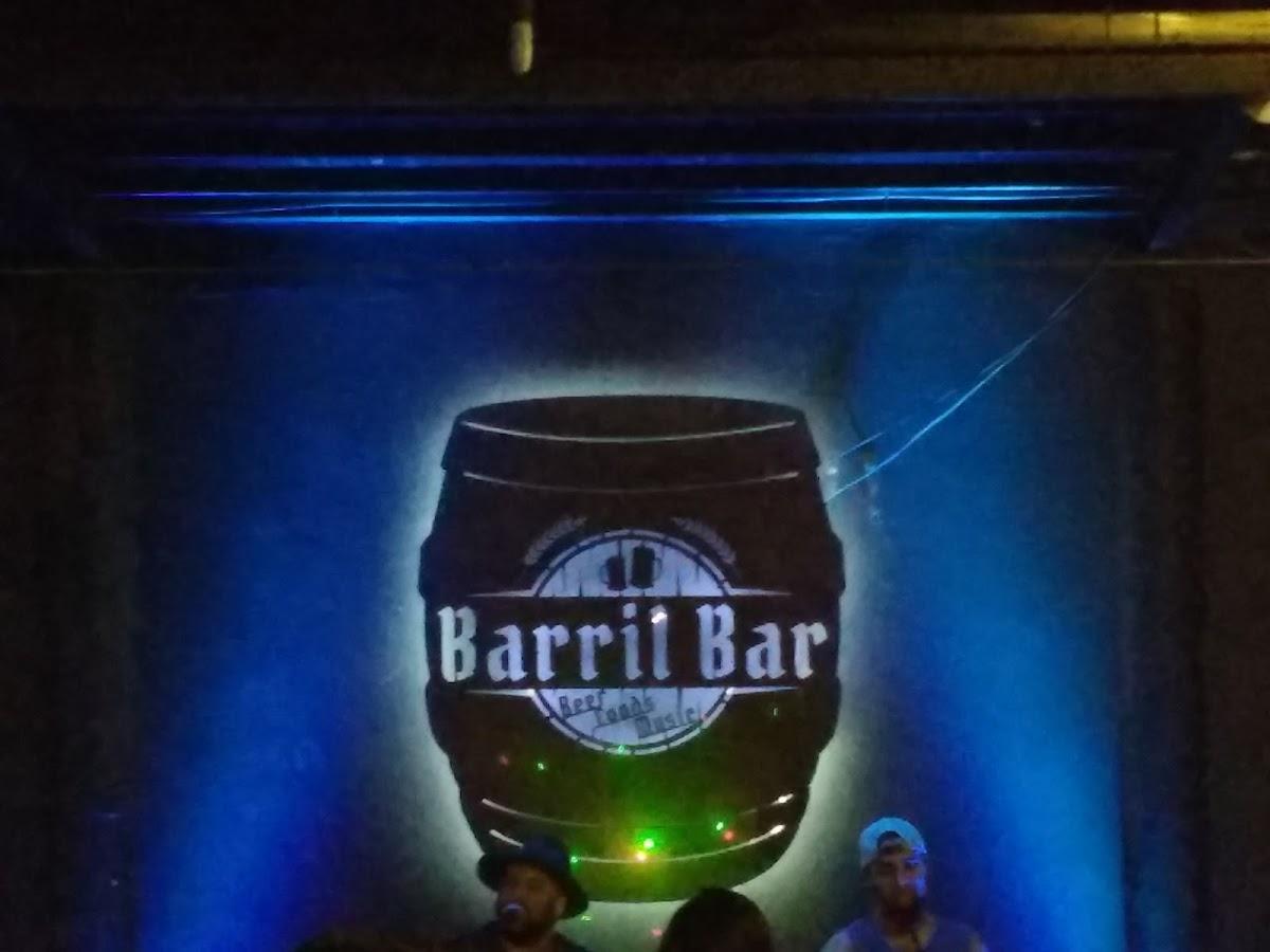 BARRIL BAR
